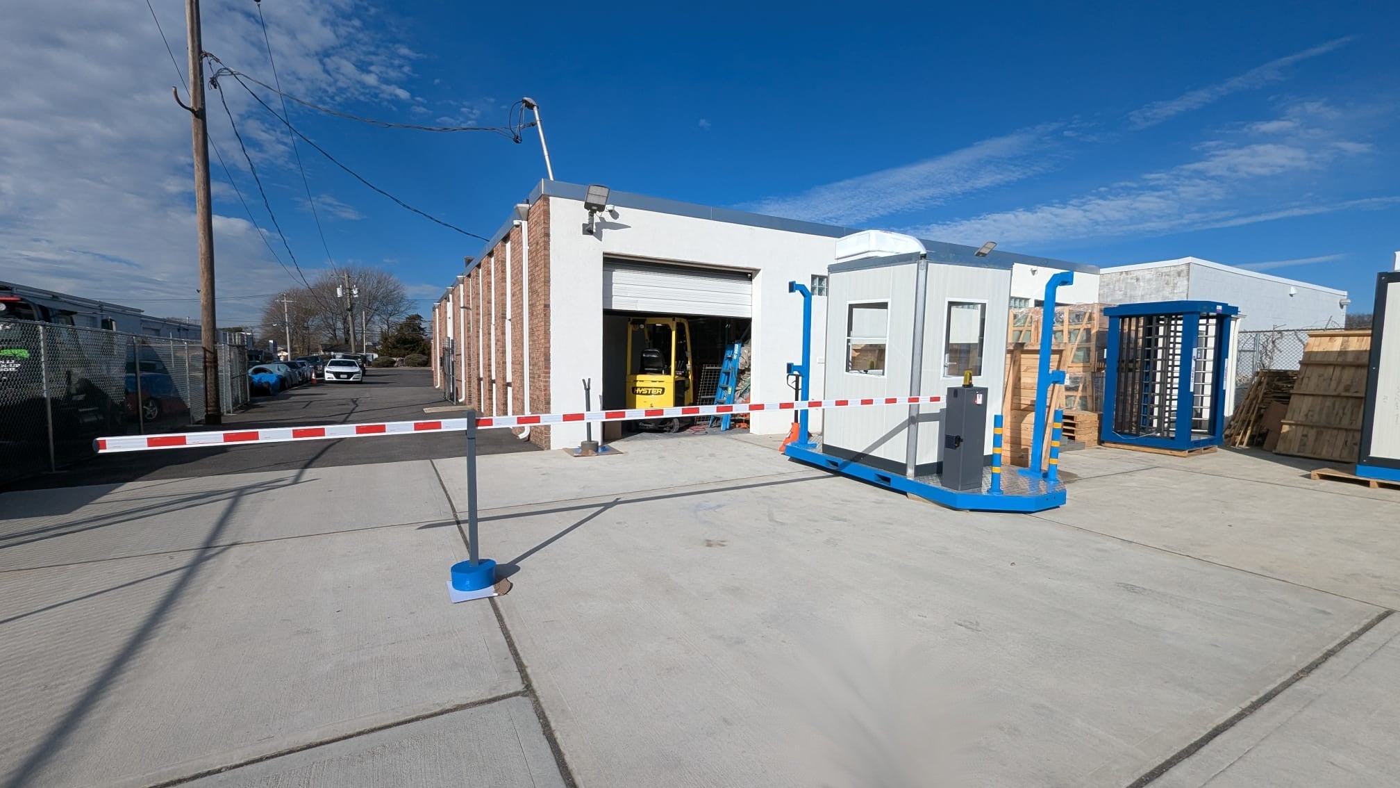 Design Meets Durability: A Closer Look at Titan Arm Barriers